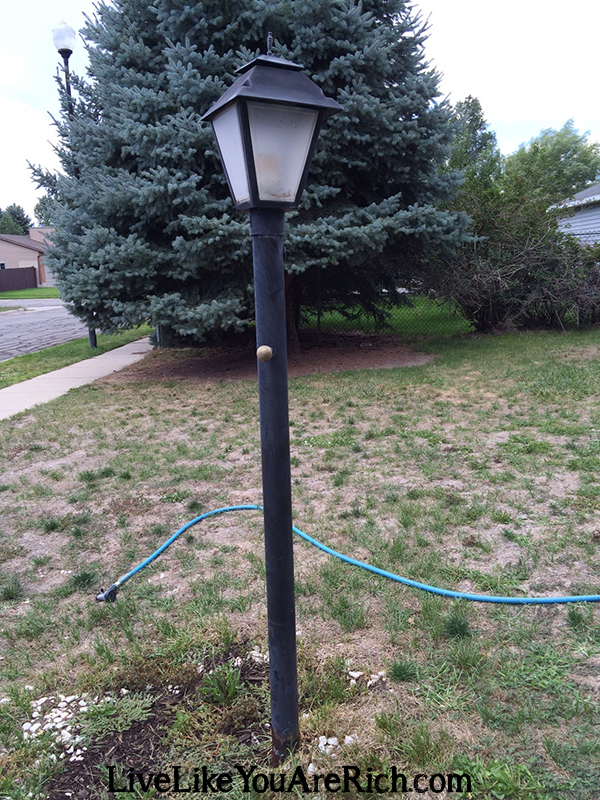 How to Paint a Lamp Post