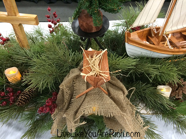 How to Make a Small Wood Manger