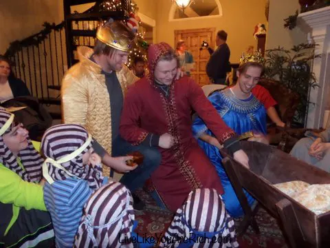How To Put on a Christmas Nativity Play at Home