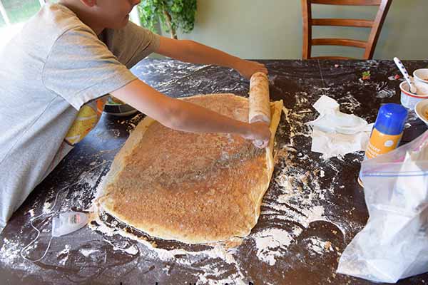 How to Teach Children to Use Kitchen Tools