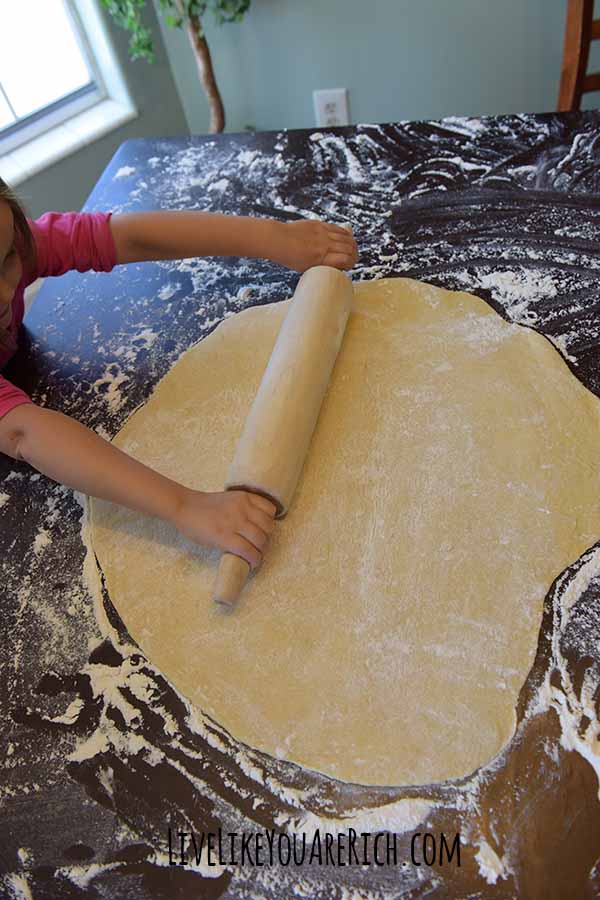 How to Teach Children to Use Kitchen Tools