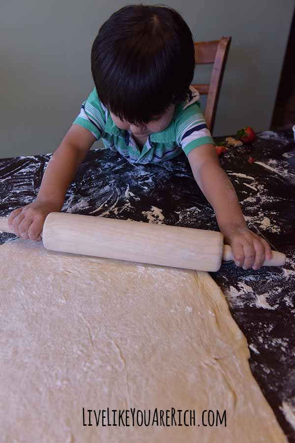 How to Teach Children to Use Kitchen Tools