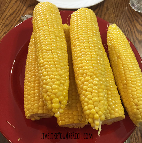 How to Quickly Make Corn on the Cob in just a few minutes without water.