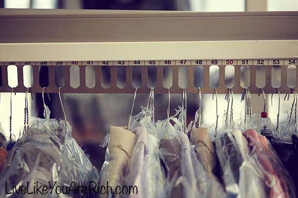 15 Inexpensive Laundry Hacks That Will Save You Hundreds