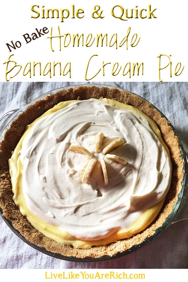 This banana cream pie is super easy, convenient, and delicious!