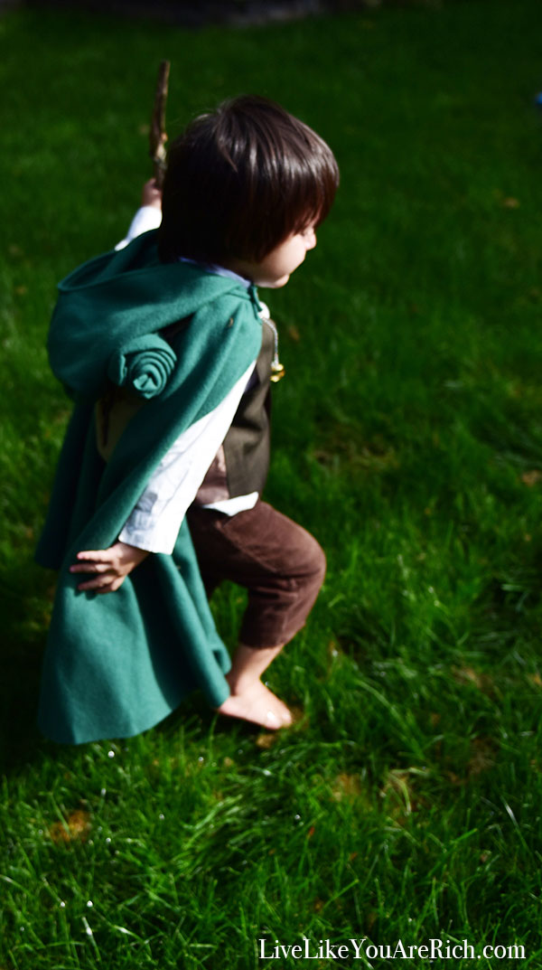 Frodo Halloween Costume for a Toddler