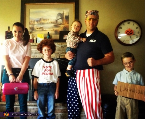 23 Genius Family Costume Themes