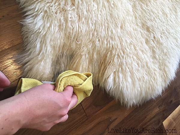 3 Easy Steps to Cleaning a Genuine Sheepskin Rug