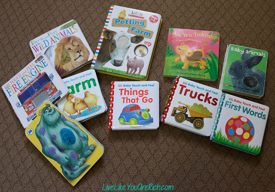 11 Best Types of Books for Newborn to One Year Olds