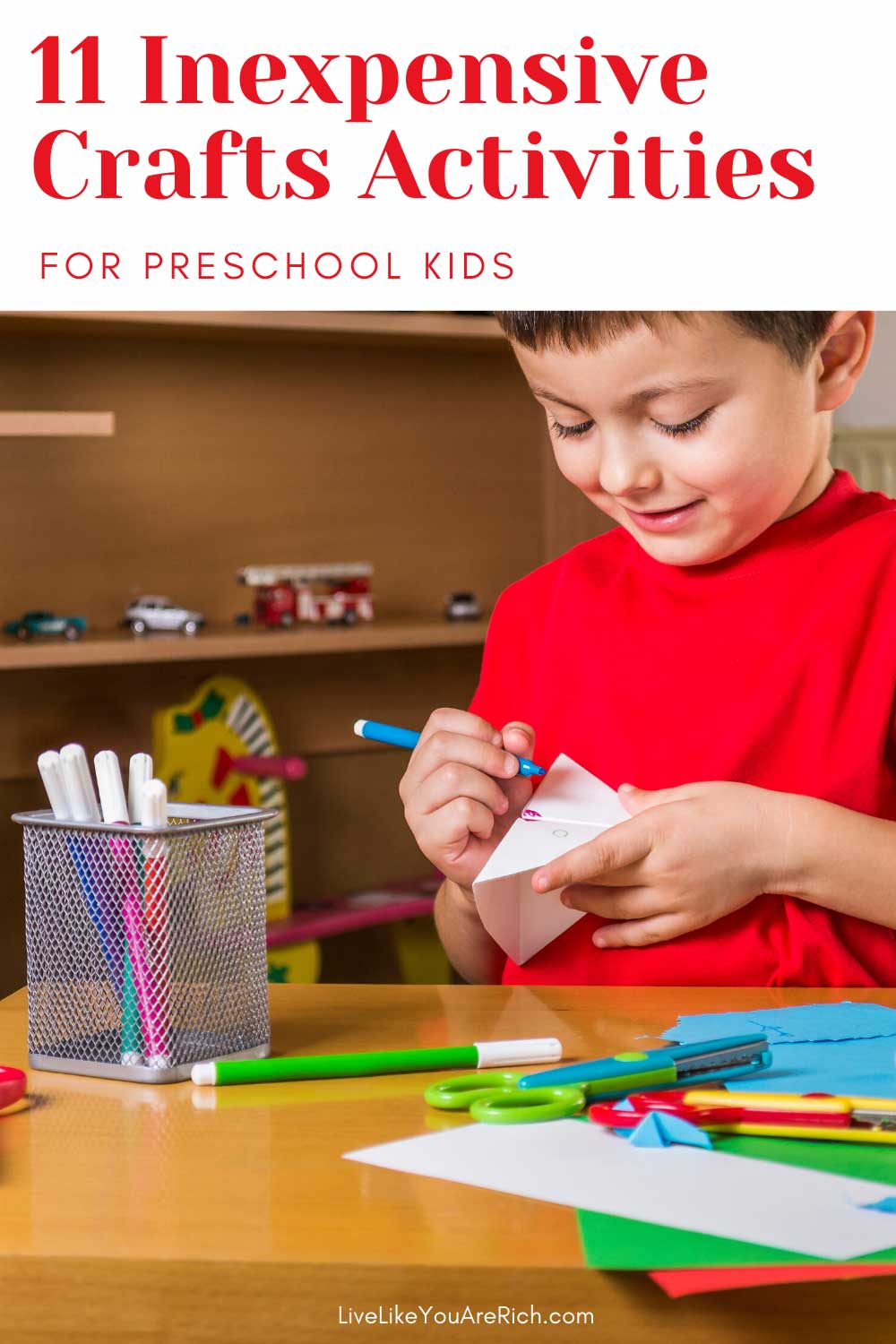 Looking for fun preschool age crafts to do at home? Here are some great ones I've rounded up. They are simple, inexpensive, and fun for kids ages 2-5. #crafts #kidsactivities #activitiesforkids 