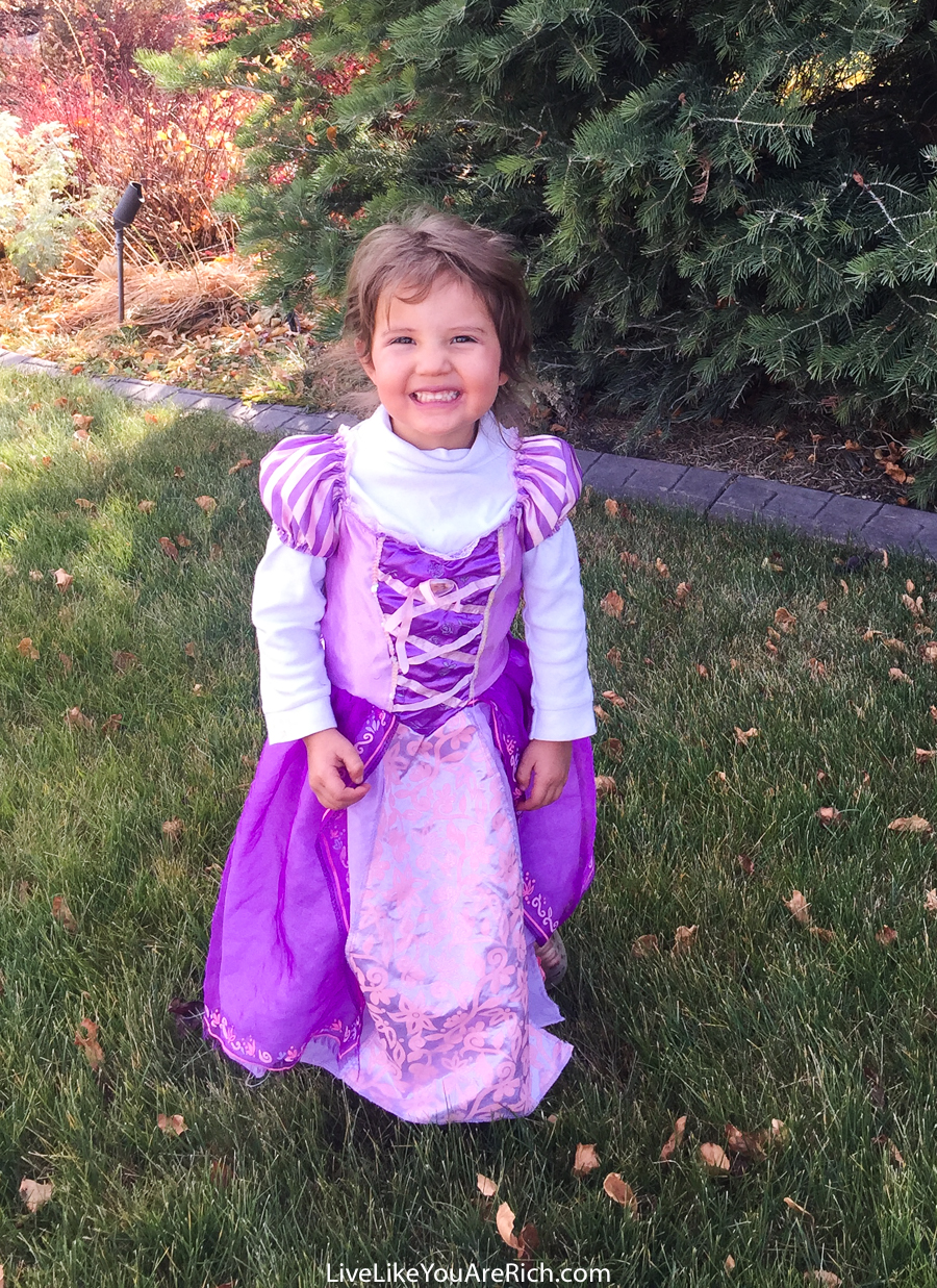 2017 Halloween Costume Reveal + 5 Fun Halloween Activity Spots for Young Kids in Utah & Salt Lake Counties