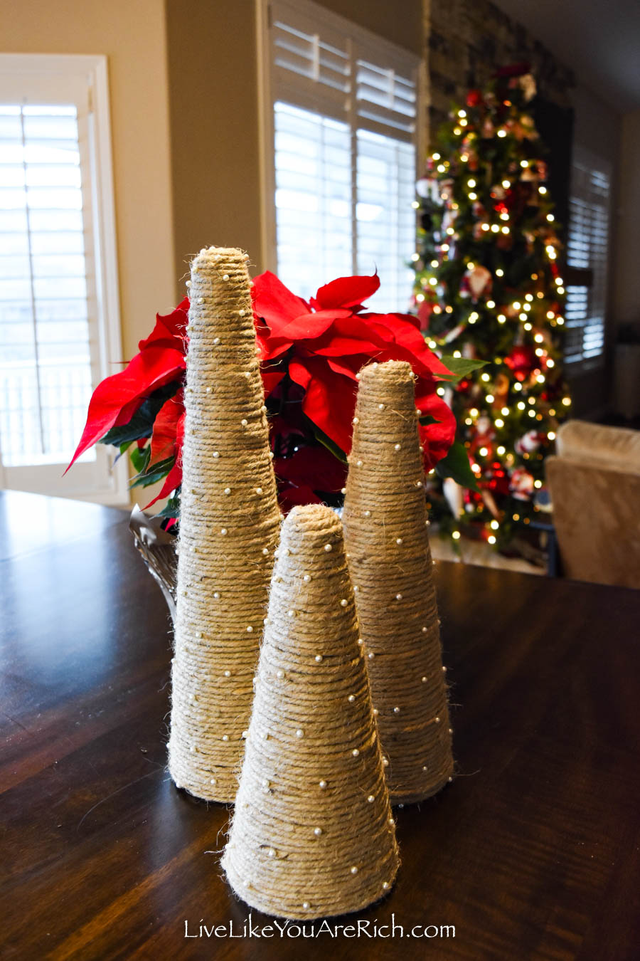 Easy Christmas Tree Craft Using Styrofoam Trees and Push Pins