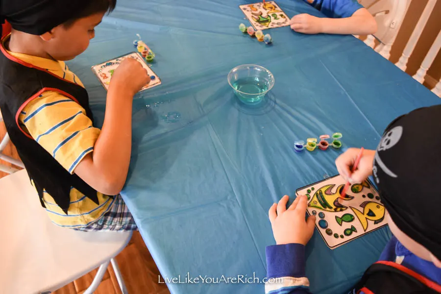 water coloring pirates party activities