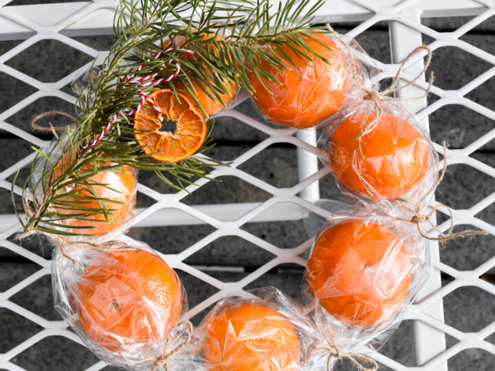 Image for How to Make a Tangerine Wreath
