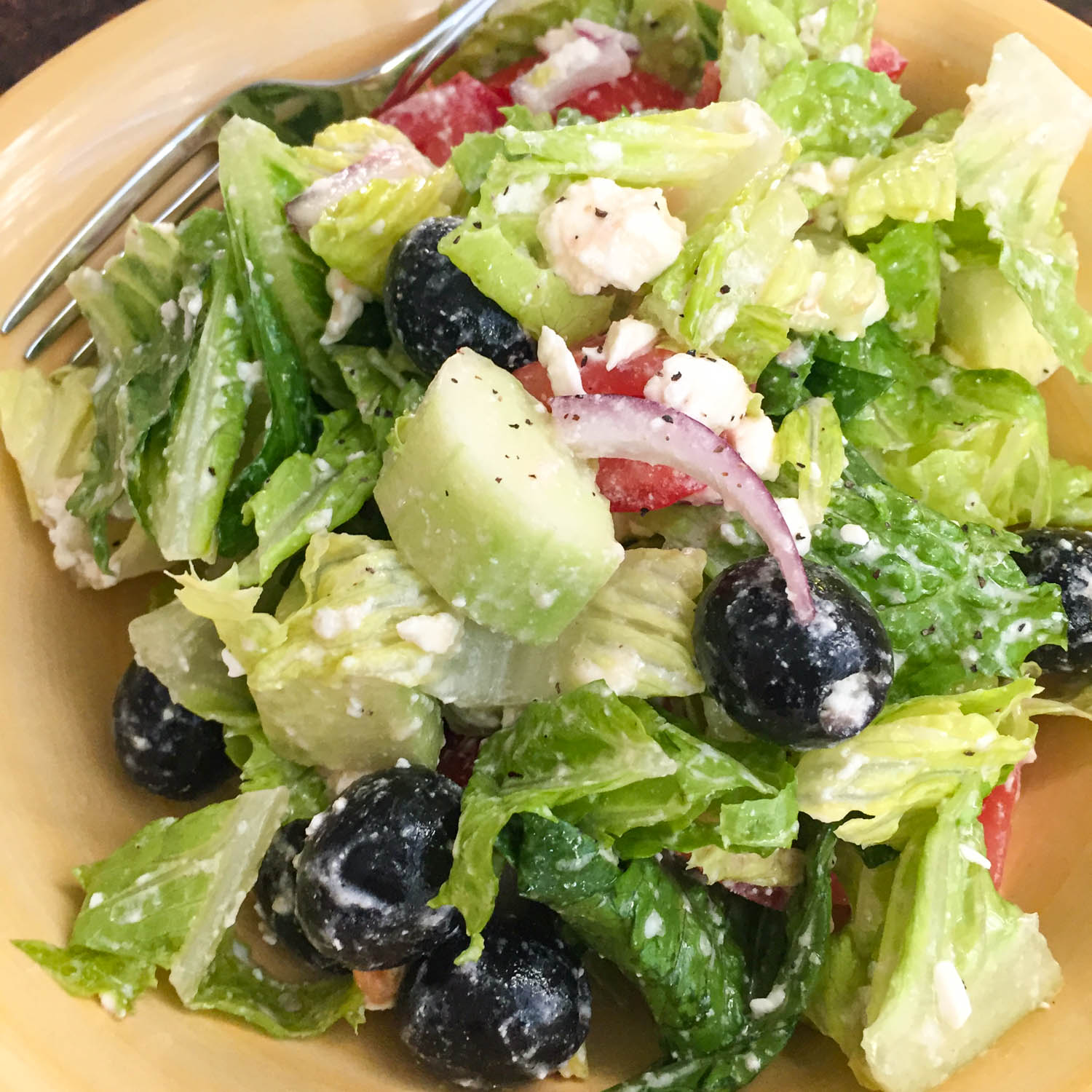 Greek Salad Recipe Using Lemon Juice and Olive Oil for Dressing