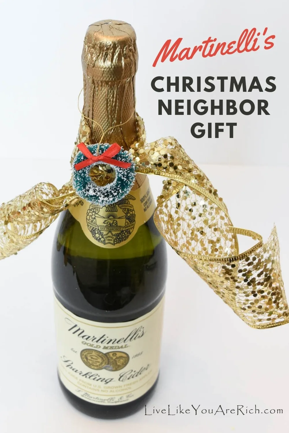 A Martinelli’s Christmas neighbor gift is a great way to share the holiday season with others. Giving Martinelli’s as a Neighbor Christmas Gift can be inexpensive if found on sale. It is also an overall a crowd-pleasing gift, and its quick put together as well. All great things to consider when you are deciding what to give out to your neighbors this year.