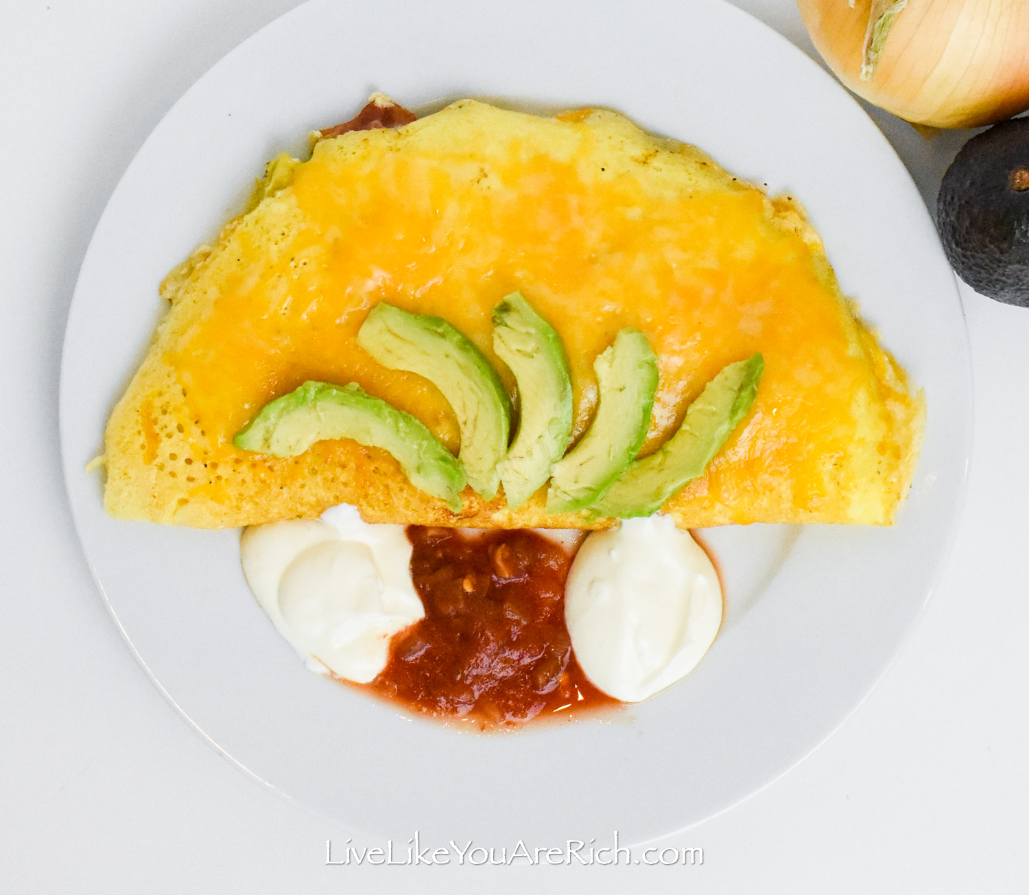 Restaurant style omelette with salsa