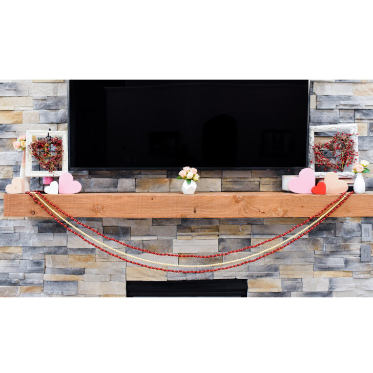 Valentine’s Day Mantel Decor