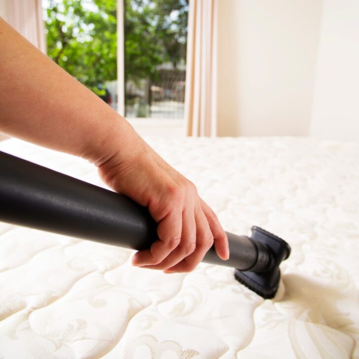 How to Clean a Mattress