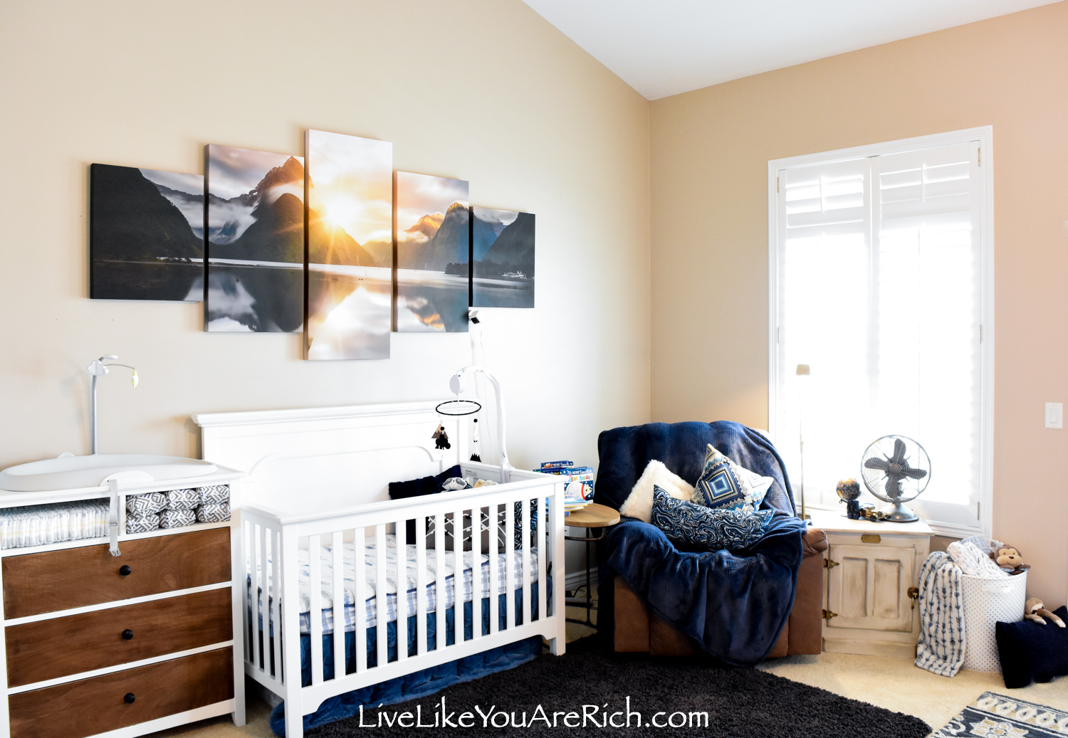 Travel Themed Boy Nursery 