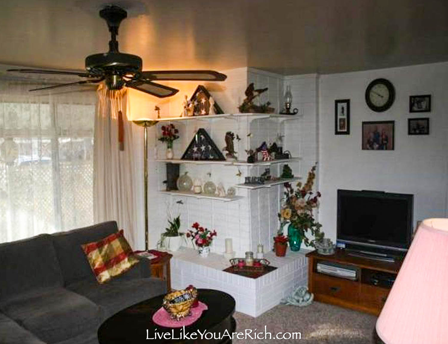 living room before renovation