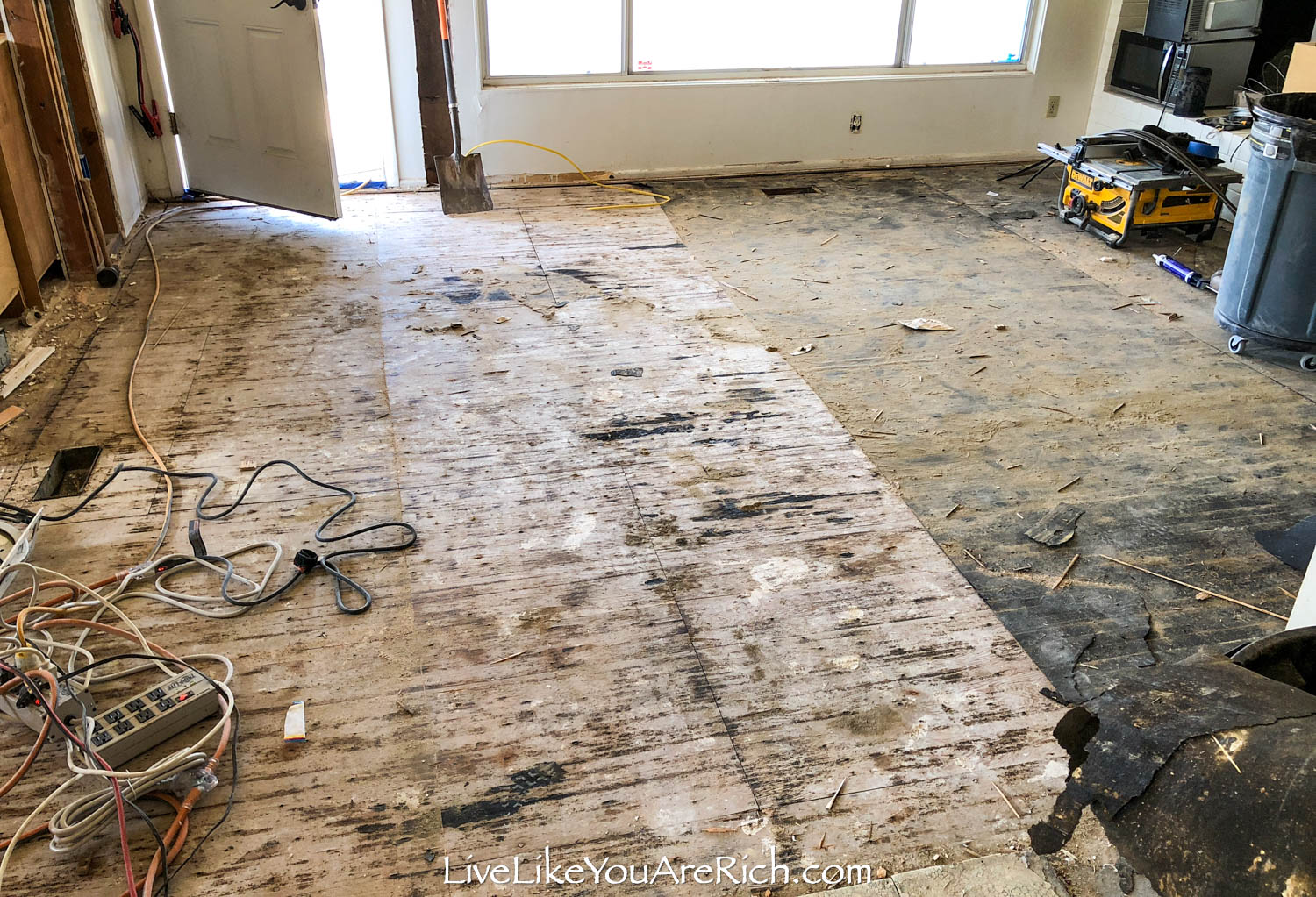 living room renovation floor