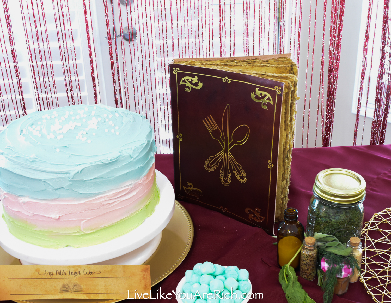 suarez-bakery-park-rd-charlotte-lavender-inverted-ruffle-cake-web-2048.jpg