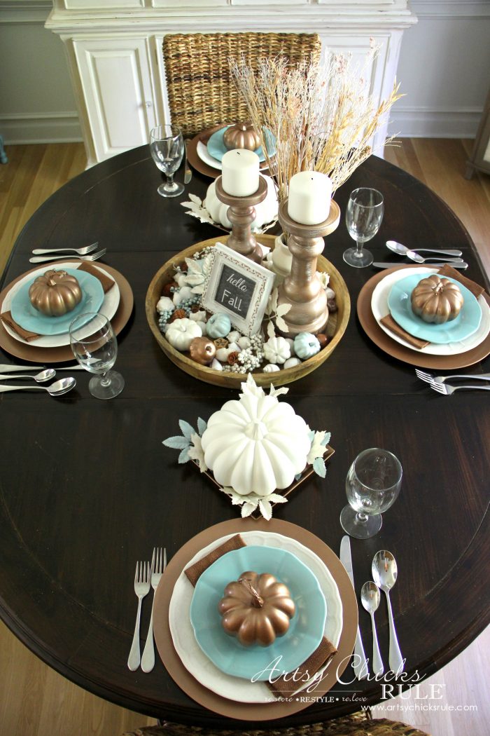 Coastal Casual Fall Tablescape