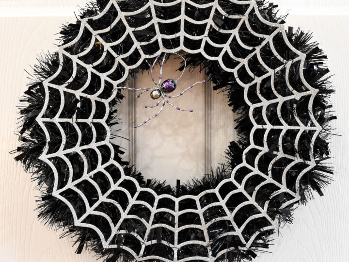 Image for Halloween Spider Wreath