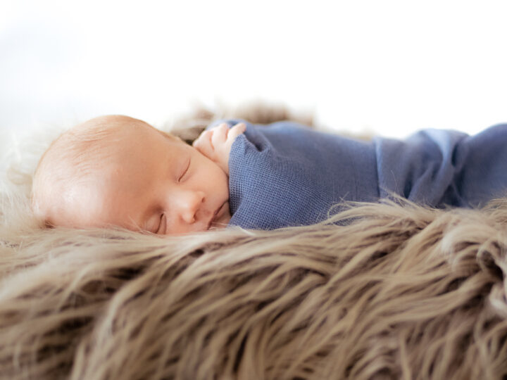 Image for How to Apply Gentian Violet to a Baby Who Has Thrush