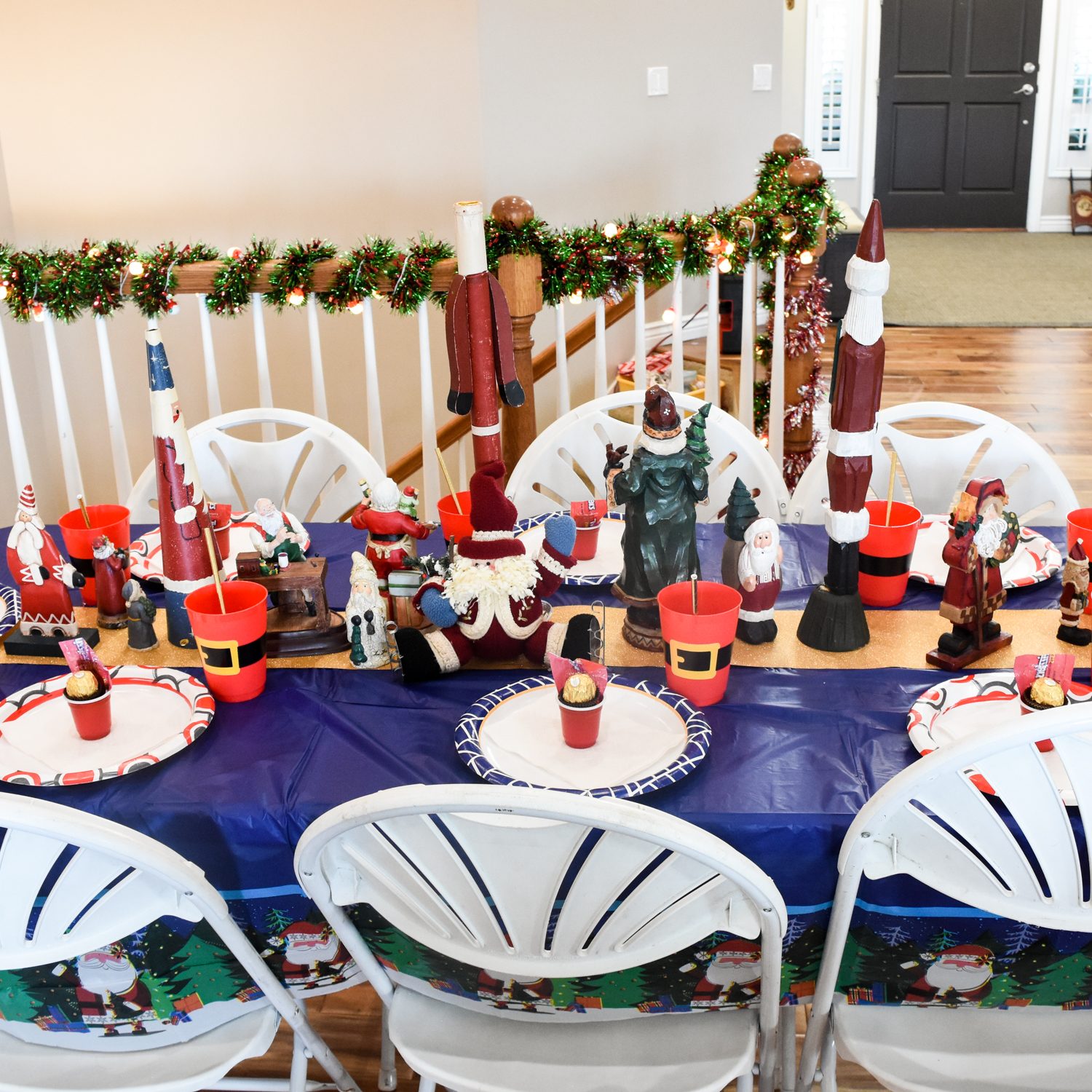 Kids Santa-Themed Christmas Tablescape