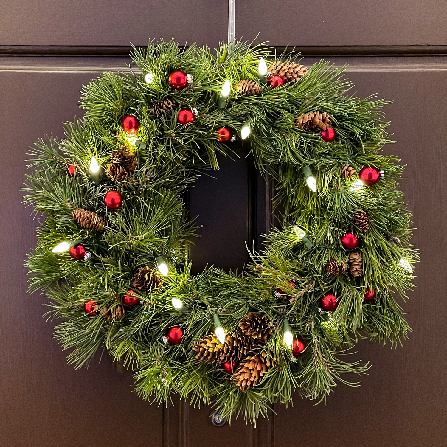 How to Make a Wreath Out of Real Pine Branches