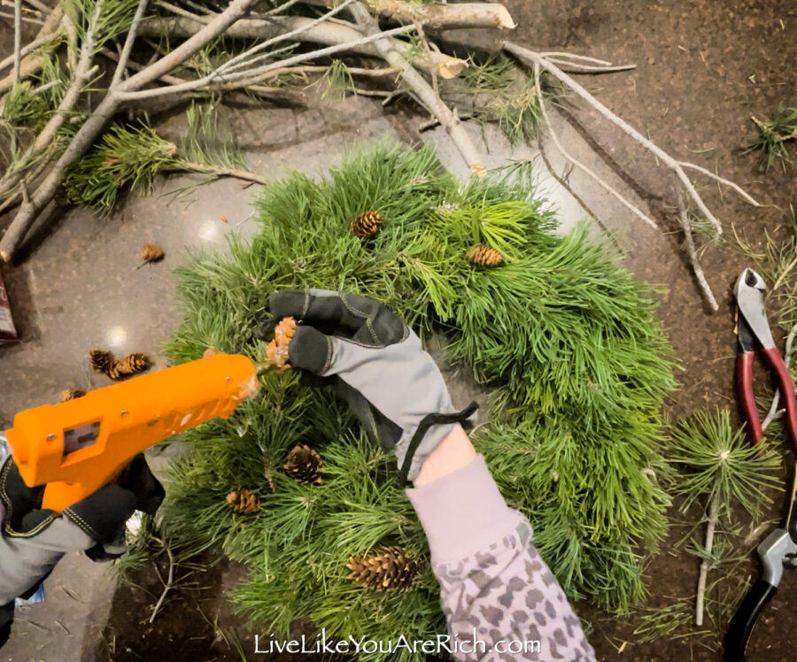 How to Make a Wreath Out of Real Pine Branches Live Like You Are Rich