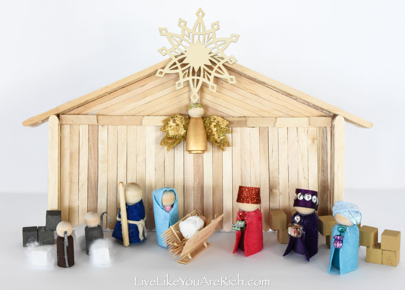 Wood Peg Nativity DIY Live Like You Are Rich