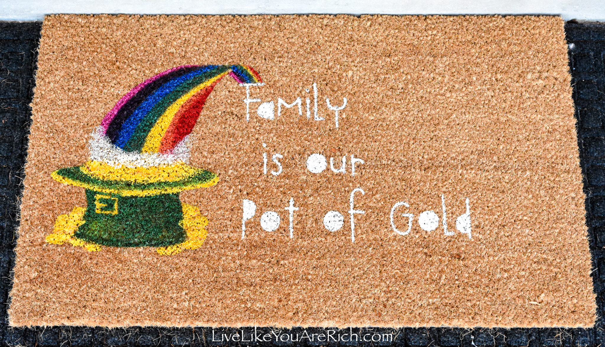 St. Patrick's Day rainbow doormat with free file