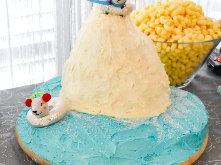Image for Polar Bear Iceberg Birthday Cake