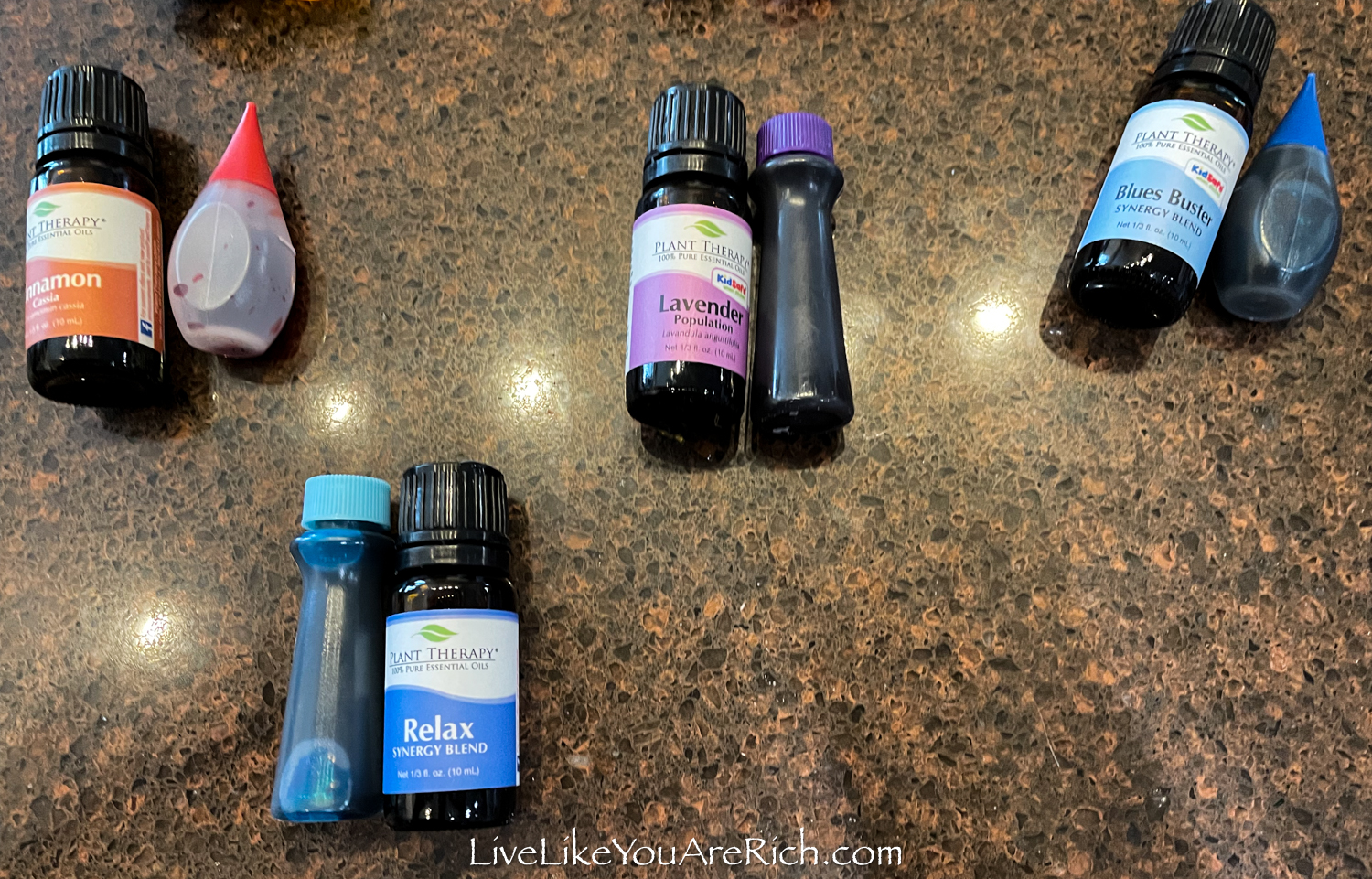Essential oils and coloring
