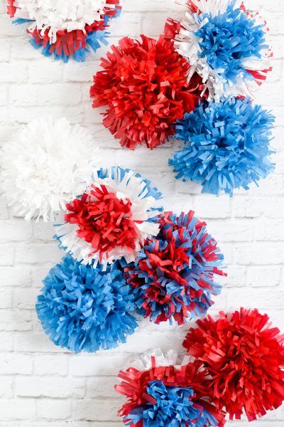 4th of July craft for kids-scrunched tissue paper art - Crafts By Ria