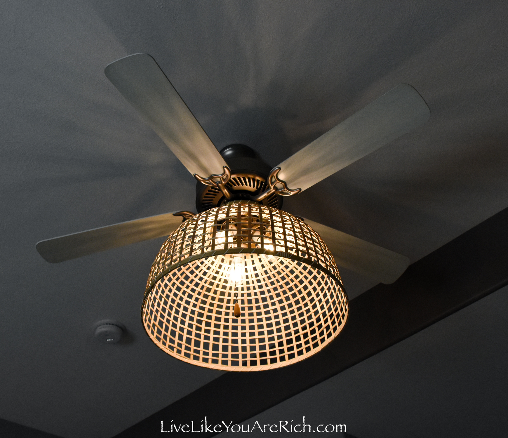 How to Upgrade an Old Ceiling Fan