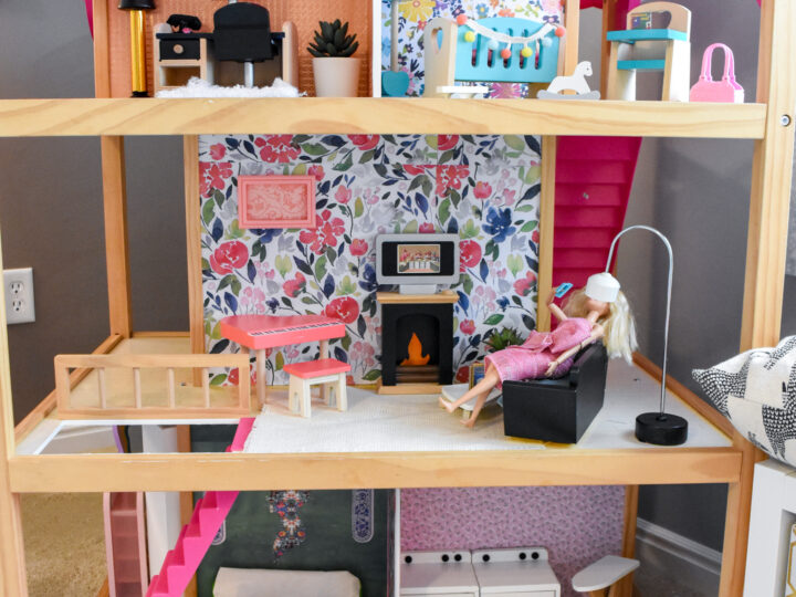 Image for Tips for Remodeling a Dollhouse