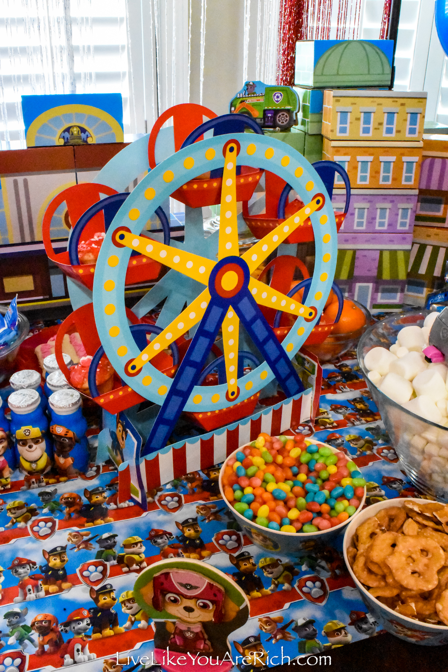 Paw Patrol Birthday Party Decorations and Food