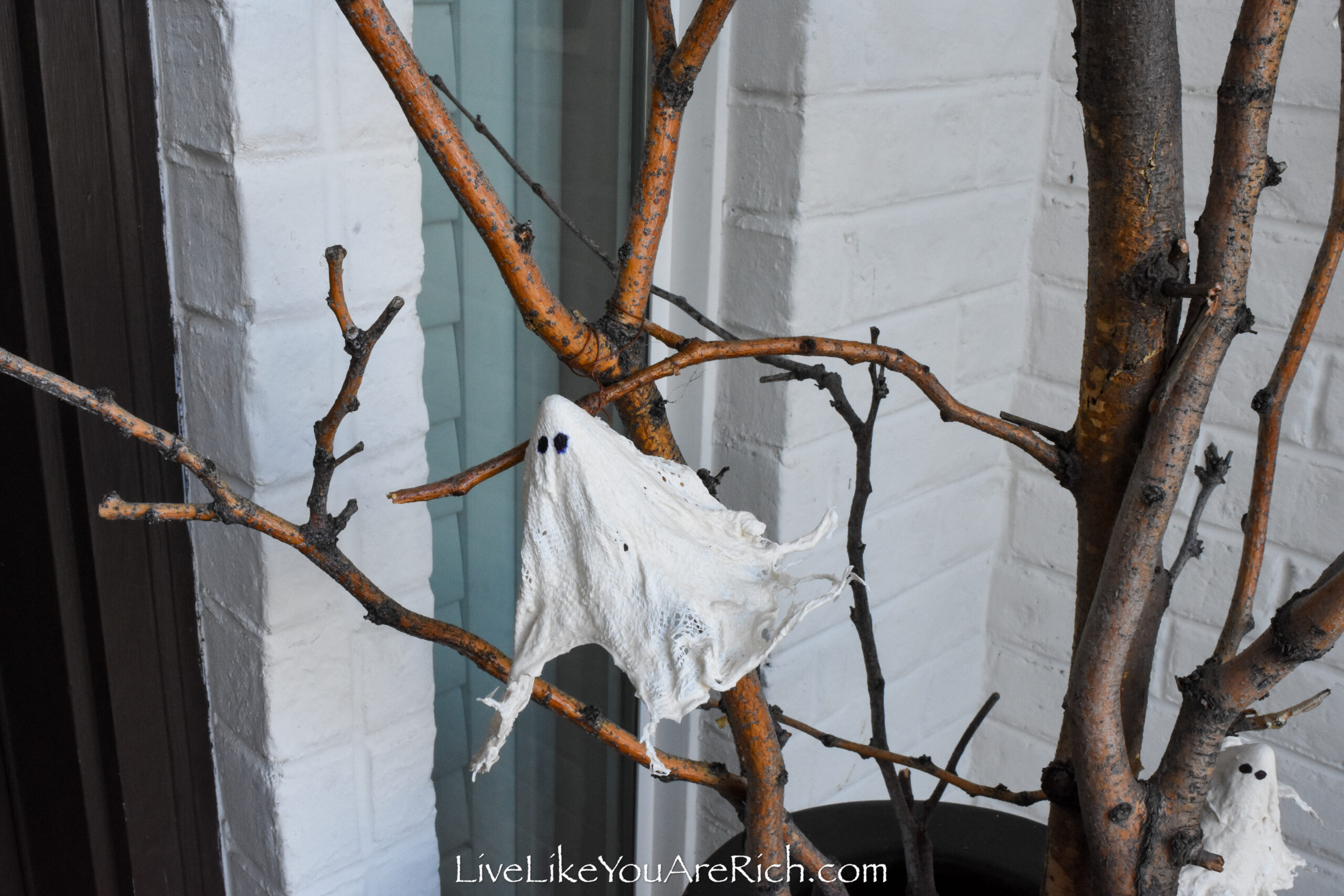Haunted House & Ghost Outdoor Halloween Decorations