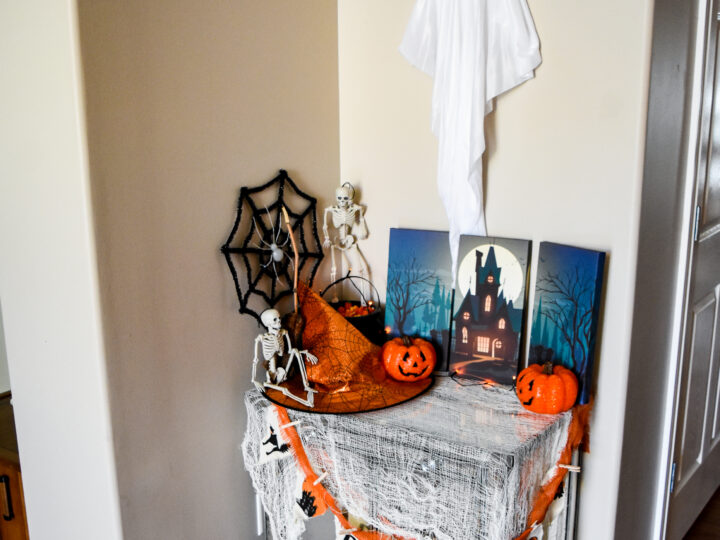 Image for Halloween Entry Table