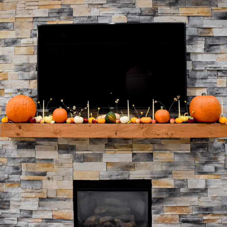 How to Decorate a Mantel