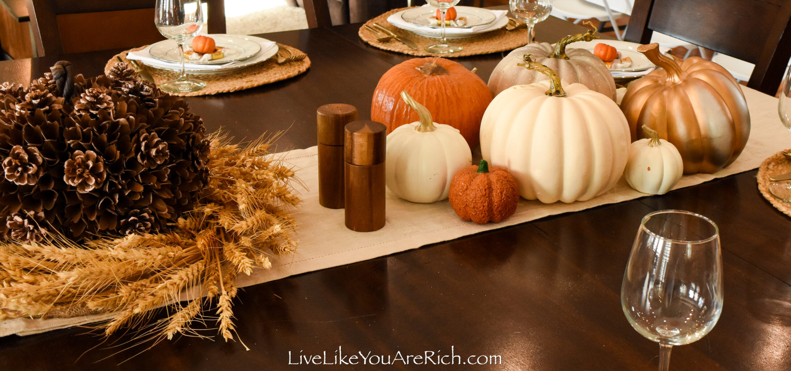 Pumpkin Thanksgiving Tablescape