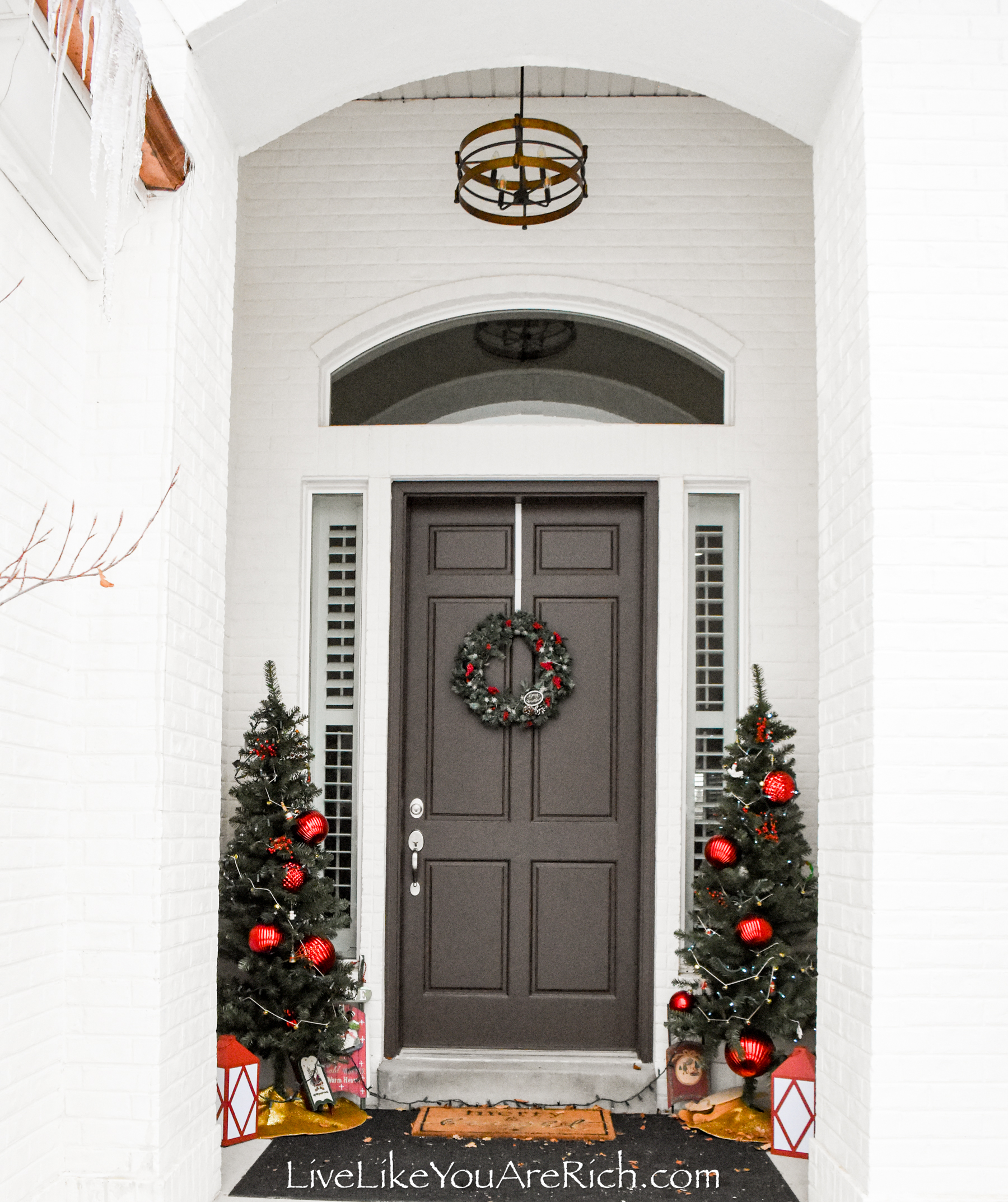 Winter Front Door Decor