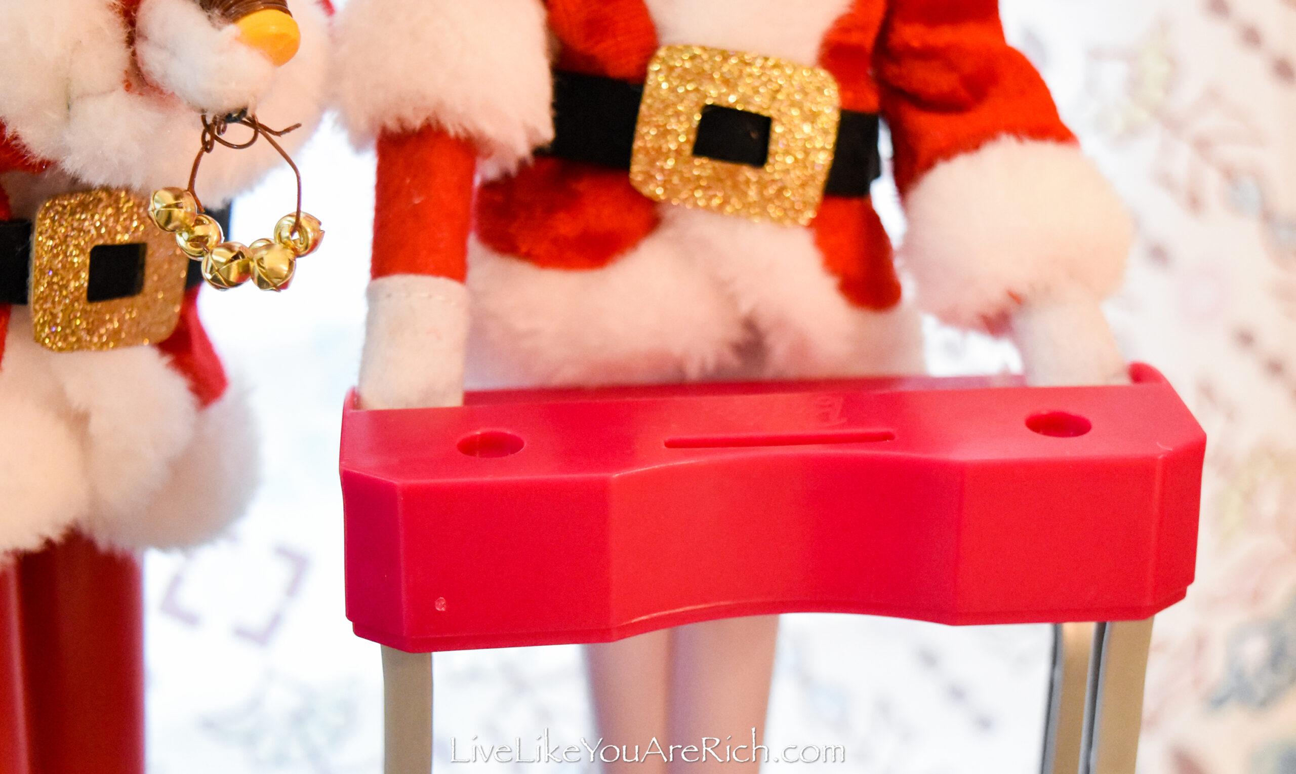 Elf on the Shelf: Jingle Bell Rock keyboard