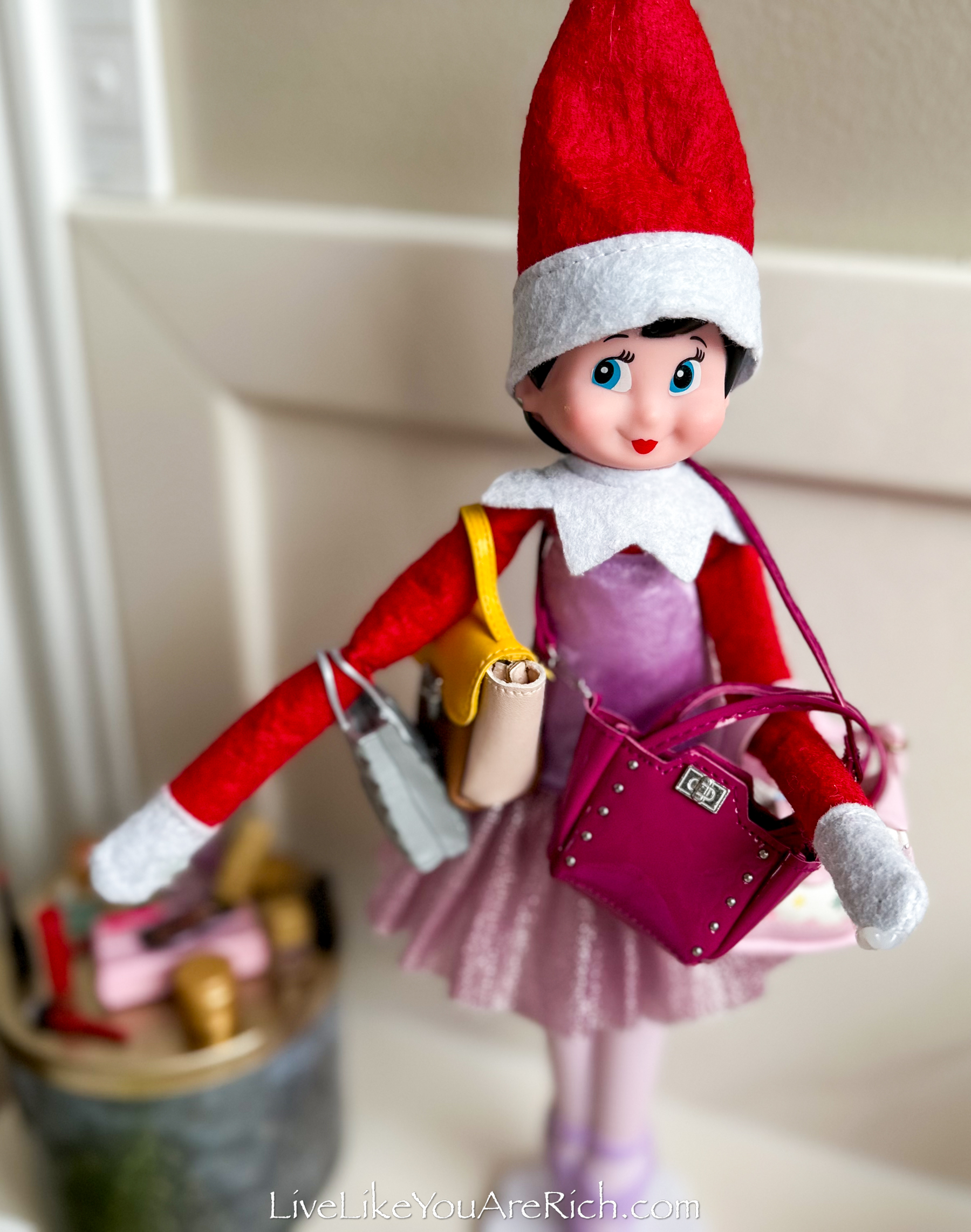 Elf on the Shelf: Girls' Night Out - Live Like You Are Rich