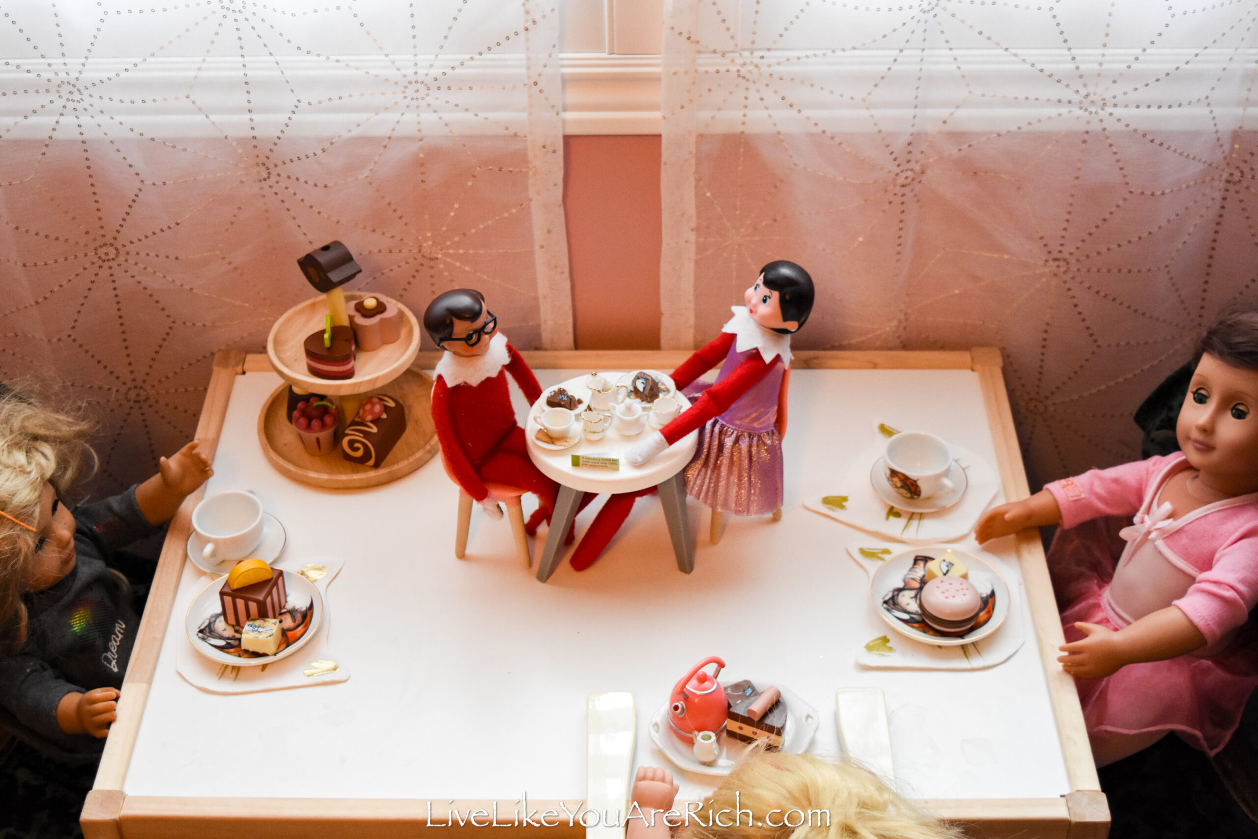 Elf on the Shelf: Tea Party