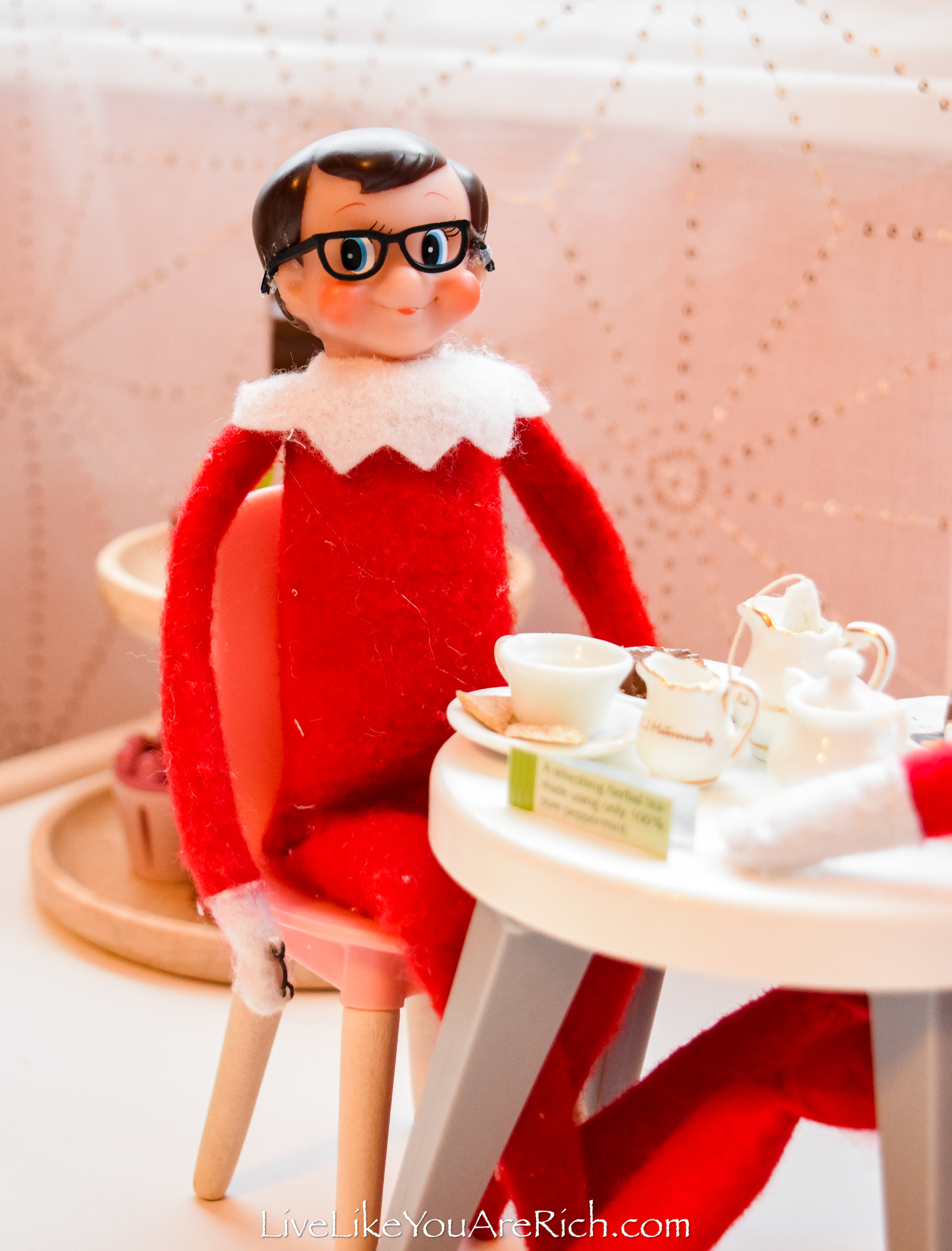 Elf on the Shelf: Tea Party